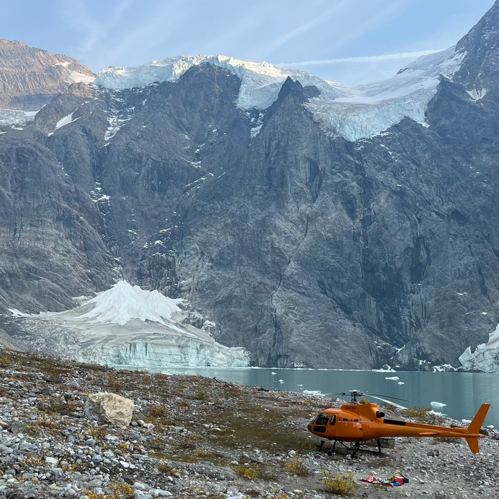 Lake of the Hanging Glaciers Tour - 42 Minutes